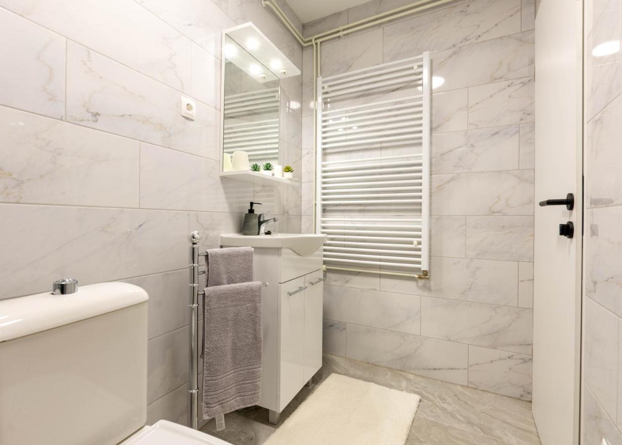 Apartmani Sun & Moon Bjelovar Bagian luar foto