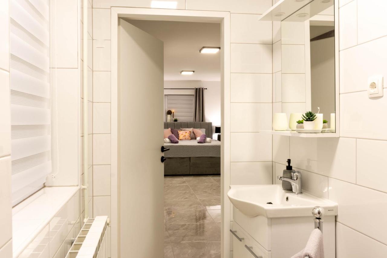 Apartmani Sun & Moon Bjelovar Bagian luar foto