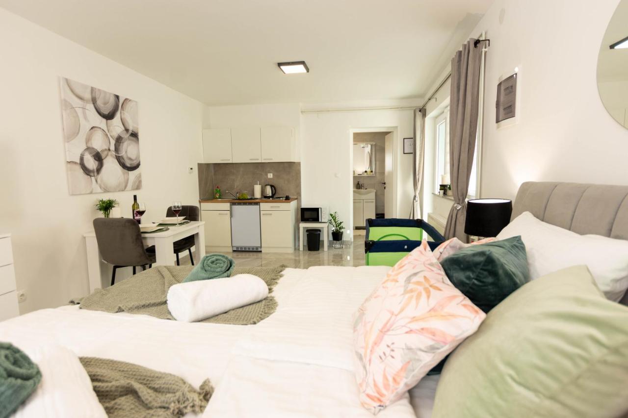 Apartmani Sun & Moon Bjelovar Bagian luar foto