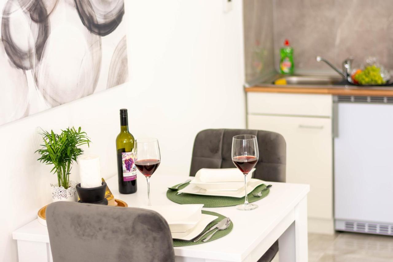 Apartmani Sun & Moon Bjelovar Bagian luar foto