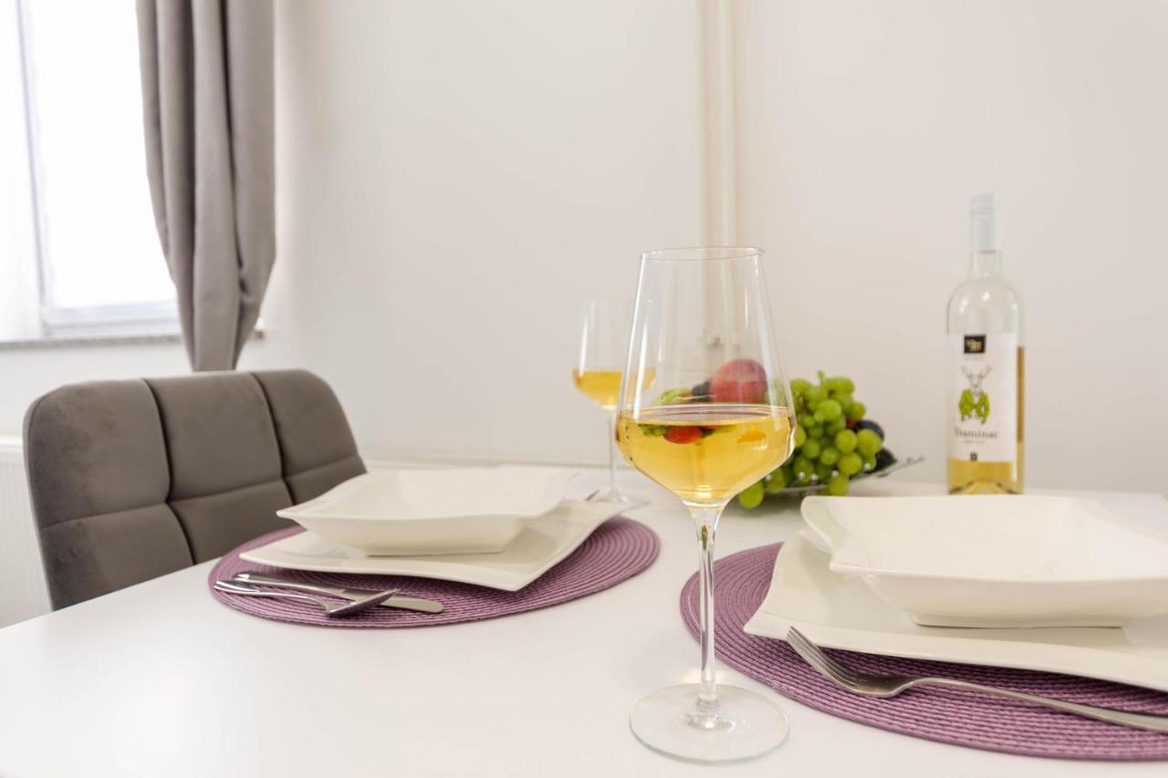 Apartmani Sun & Moon Bjelovar Bagian luar foto