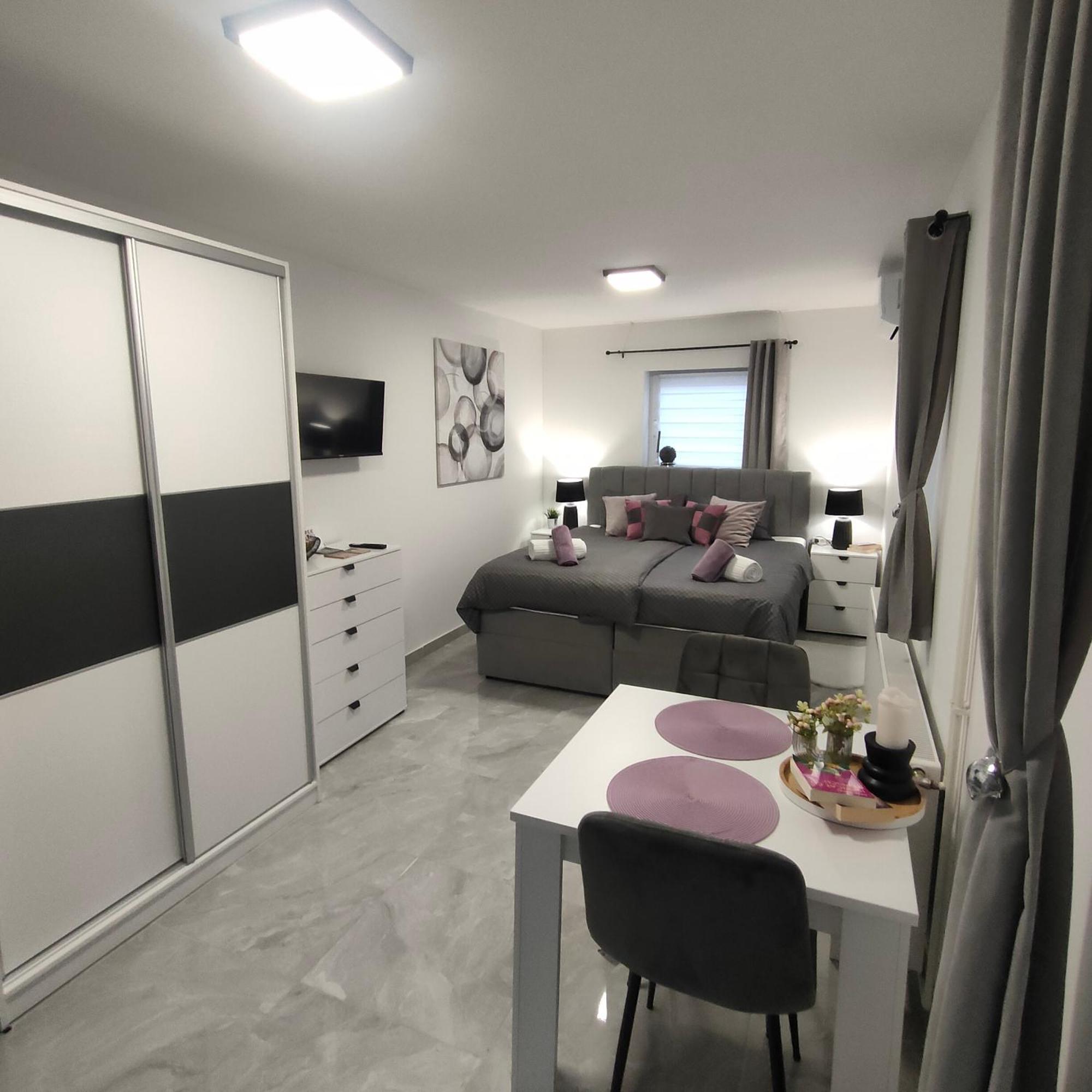 Apartmani Sun & Moon Bjelovar Bagian luar foto