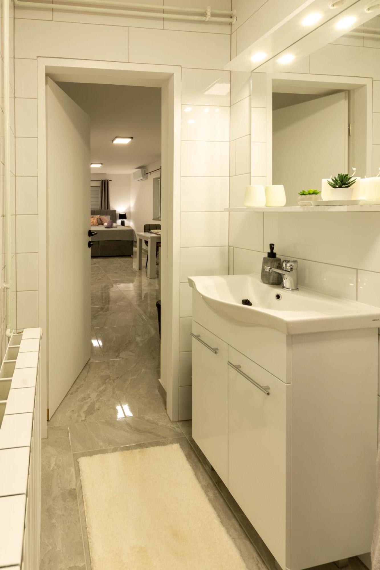 Apartmani Sun & Moon Bjelovar Bagian luar foto